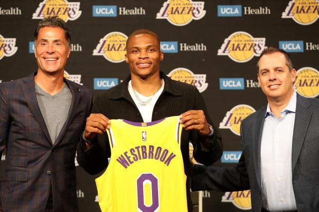Russell-Westbrook-Frank-Vogel-Rob-Pelinka-scaled.jpg